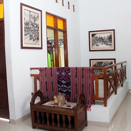 Griya Kedasih Guesthouse 日惹 外观 照片