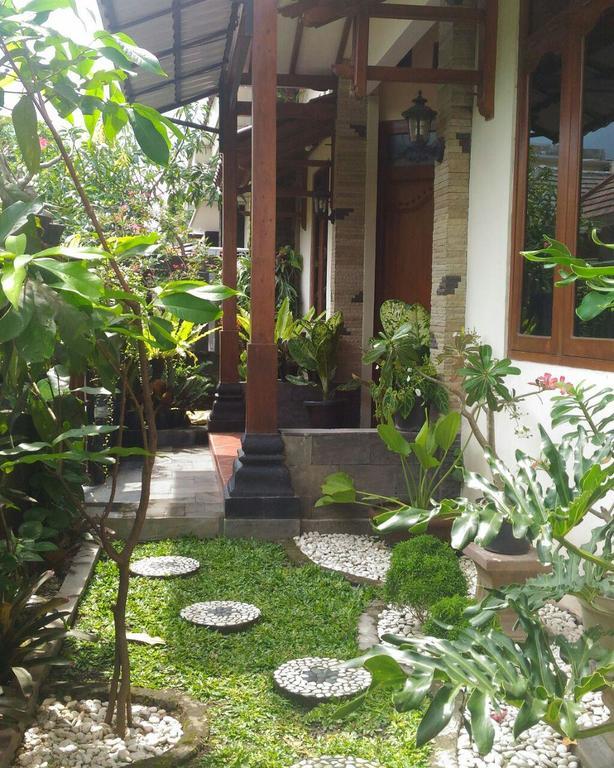 Griya Kedasih Guesthouse 日惹 外观 照片