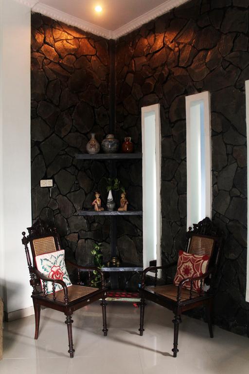 Griya Kedasih Guesthouse 日惹 外观 照片